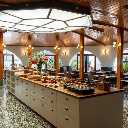 Meson Castilla Atiram Hotel