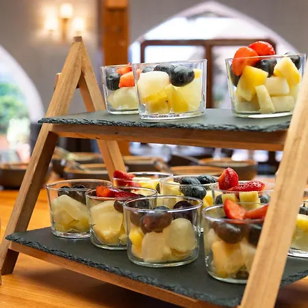 Hotel Meson Castilla Atiram 3*