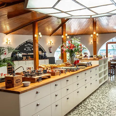 Meson Castilla Atiram 3*