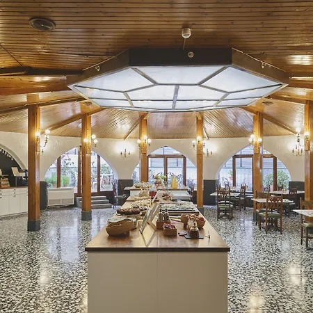 Meson Castilla Atiram Hotel