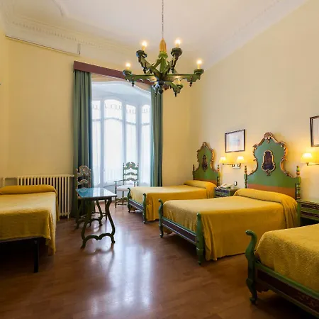 Hotel Mesón Castilla Atiram 3*
