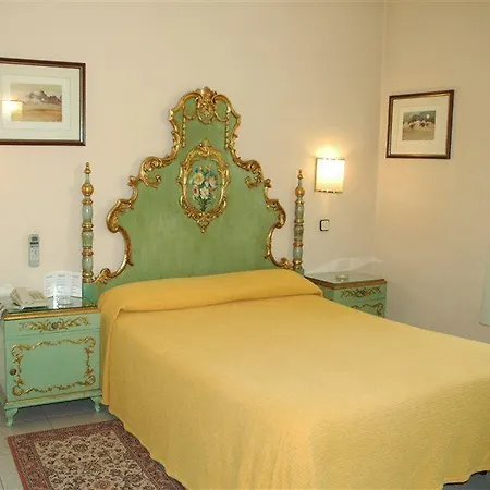 Mesón Castilla Atiram Hotel 3*