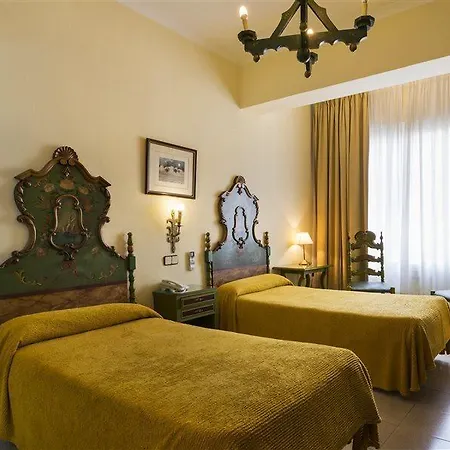 Mesón Castilla Atiram 3*