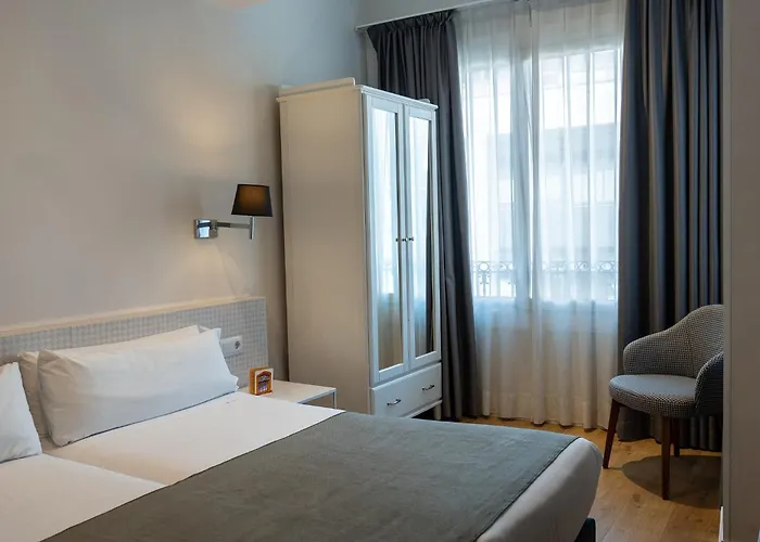 ميزون كاستيلا أتيرام 3*