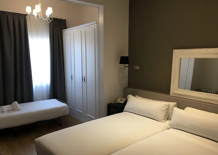 Meson Castilla Atiram Hotel