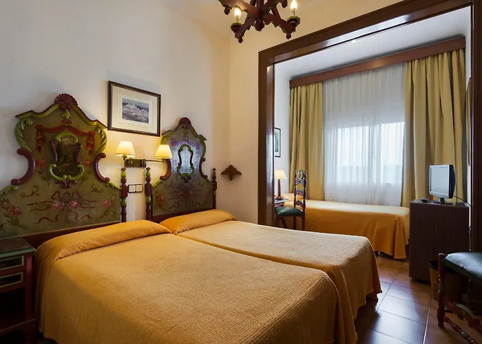 Hotel Meson Castilla Atiram